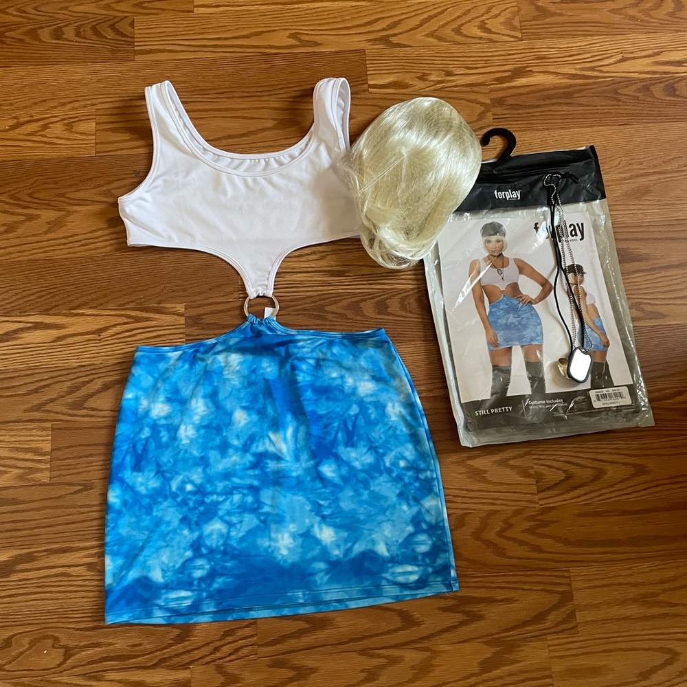Women’s Blue Tie-Dye Ring Tank Skirt Set - White Top